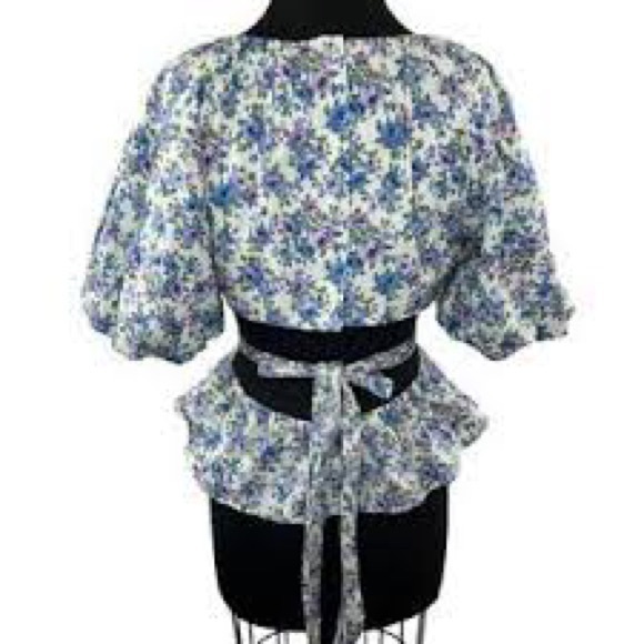 TALULAH Vibrant Floral Blouse with Puff Sleeves size Small - Picture 10 of 10